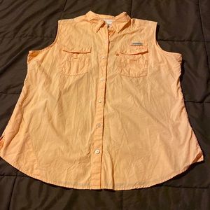 Columbia PFG sleeveless shirt XL peach color